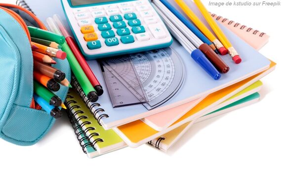 fournitures-scolaires-calculatrice_1101-345.jpg